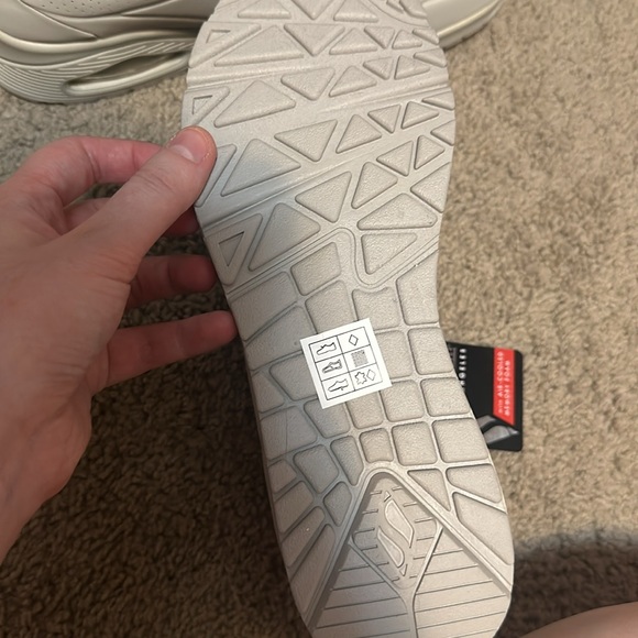 3/$150 NWT Size 9 women’s sketchers sneakers air cooled memory foam - Picture 5 of 8